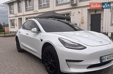 Седан Tesla Model 3 2018 в Борисполе