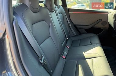 Седан Tesla Model 3 2024 в Тернополі