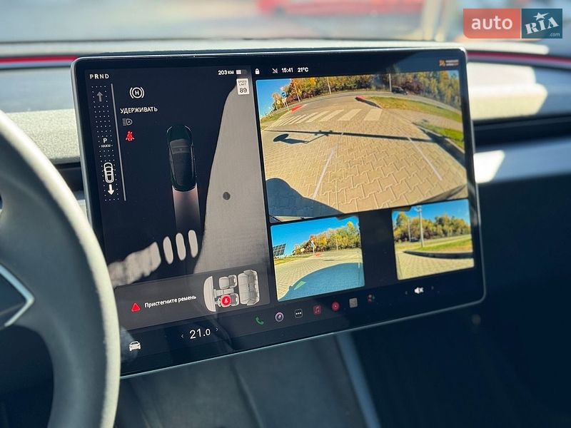 Седан Tesla Model 3 2024 в Тернополі