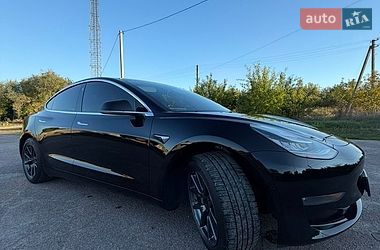 Седан Tesla Model 3 2019 в Бердичеве