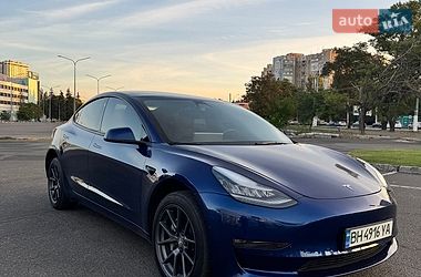 Седан Tesla Model 3 2021 в Одессе