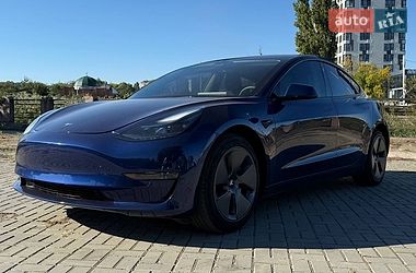 Седан Tesla Model 3 2023 в Кропивницькому
