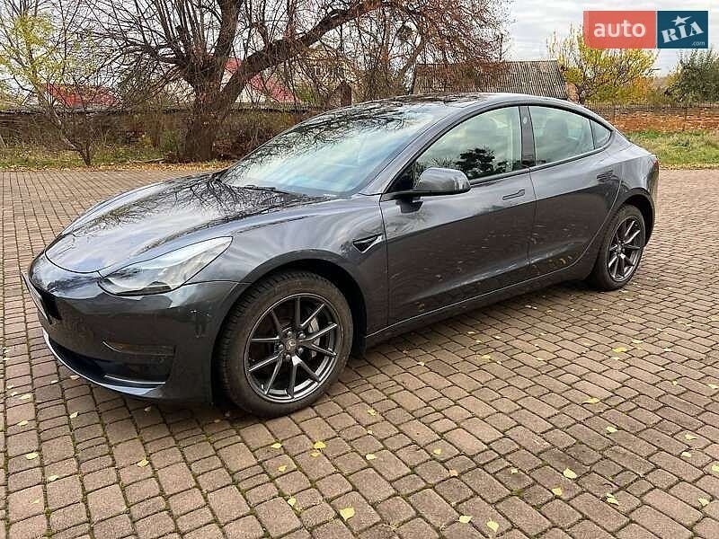 Tesla Model 3 2023 Tesla Model 3 2023