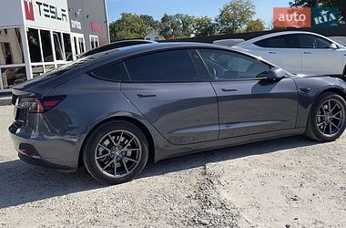 Седан Tesla Model 3 2021 в Вінниці