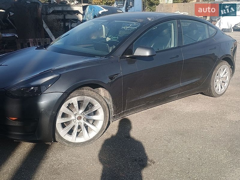 Седан Tesla Model 3 2022 в Хмельницькому