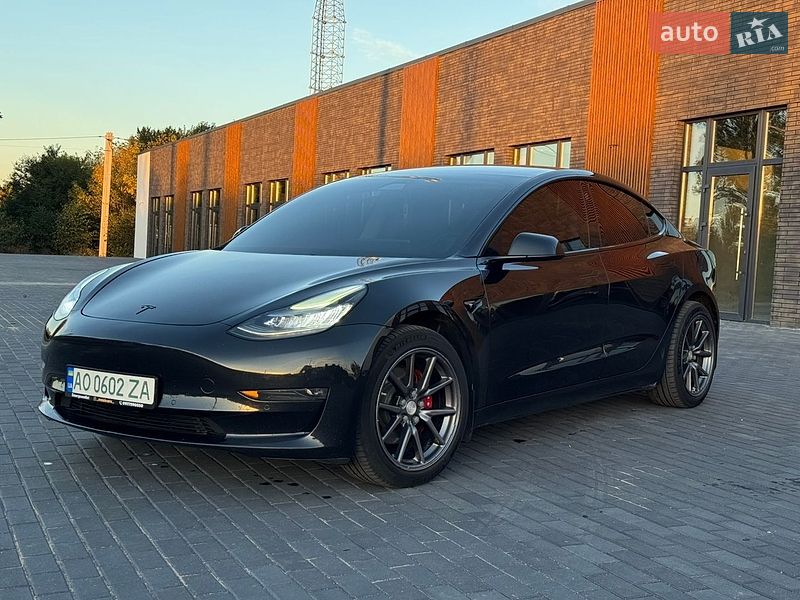 Tesla Model 3 2018 Tesla Model 3 2018