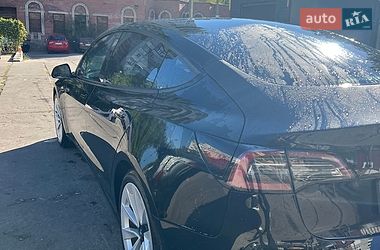 Седан Tesla Model 3 2021 в Запоріжжі