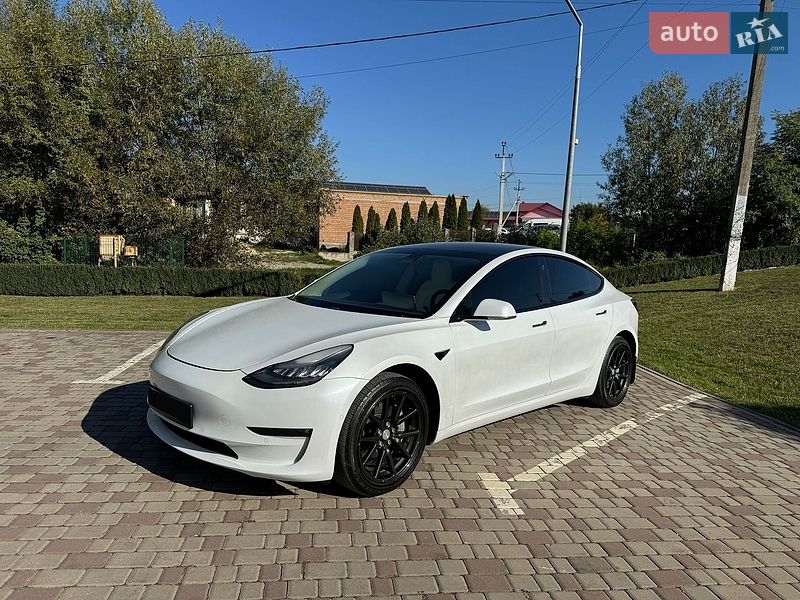 Седан Tesla Model 3 2019 в Черновцах фото 3 Седан Tesla Model 3 2019 в Черновцах