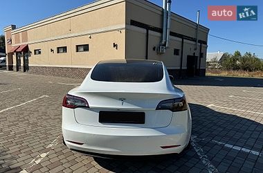 Седан Tesla Model 3 2019 в Черновцах фото 11 Седан Tesla Model 3 2019 в Черновцах