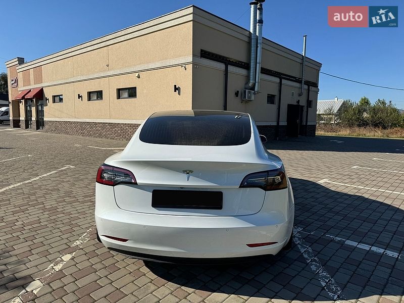 Седан Tesla Model 3 2019 в Черновцах фото 11 Седан Tesla Model 3 2019 в Черновцах