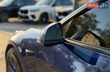 Седан Tesla Model 3 2021 в Шептицькому