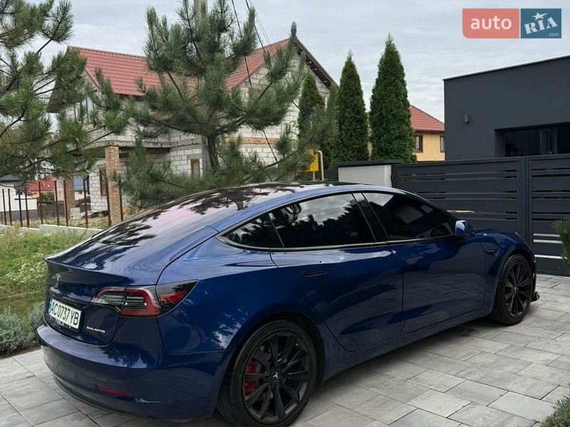 Седан Tesla Model 3 2019 в Луцьку