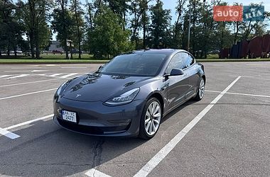 Седан Tesla Model 3 2017 в Києві