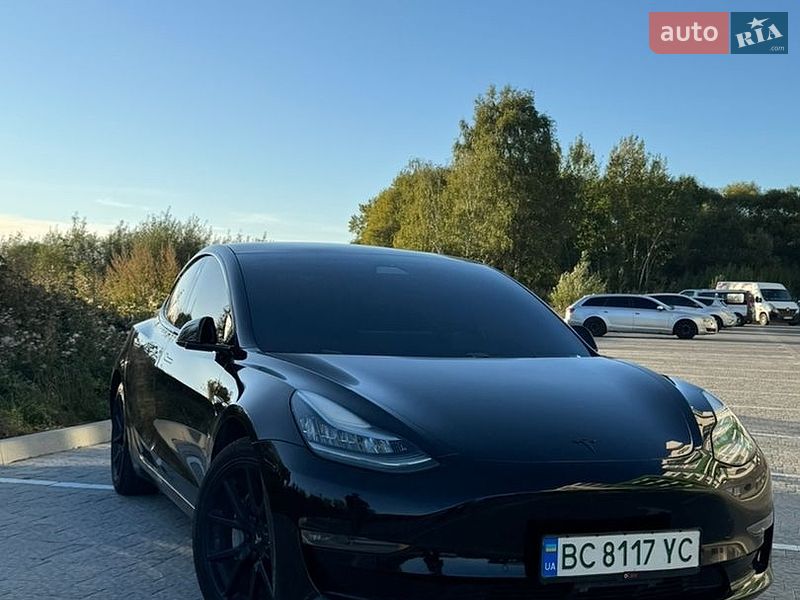 Tesla Model 3 2018