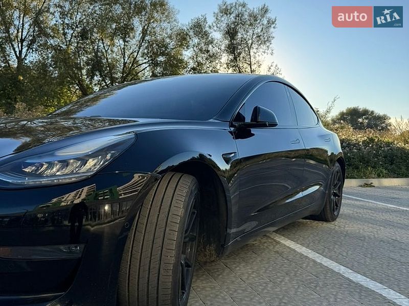 Седан Tesla Model 3 2018 в Львове фото 6 Седан Tesla Model 3 2018 в Львове