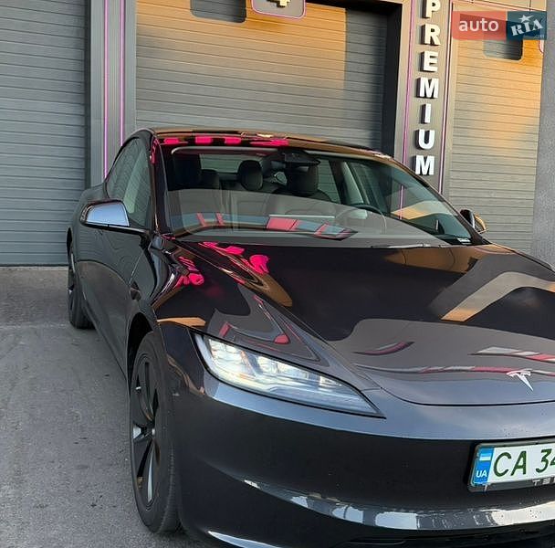 Седан Tesla Model 3 2024 в Киеве фото 2 Седан Tesla Model 3 2024 в Киеве