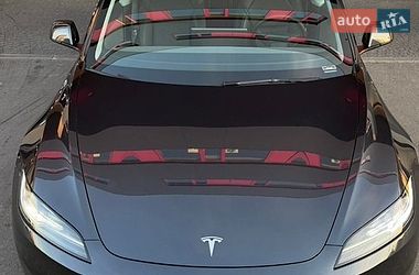 Седан Tesla Model 3 2024 в Киеве фото 3 Седан Tesla Model 3 2024 в Киеве