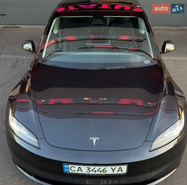 Седан Tesla Model 3 2024 в Киеве фото 3 Седан Tesla Model 3 2024 в Киеве