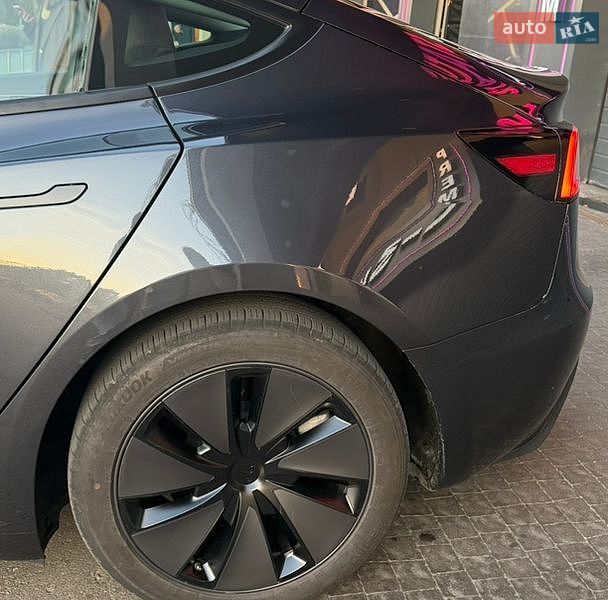 Седан Tesla Model 3 2024 в Киеве фото 6 Седан Tesla Model 3 2024 в Киеве