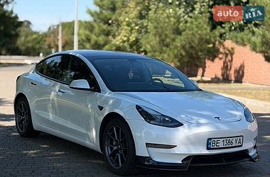Седан Tesla Model 3 2021 в Измаиле