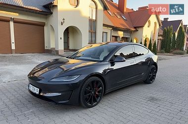 Седан Tesla Model 3 2025 в Хмельницком