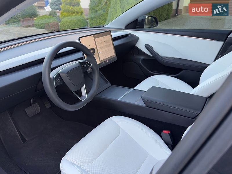 Седан Tesla Model 3 2025 в Хмельницком фото 11 Седан Tesla Model 3 2025 в Хмельницком
