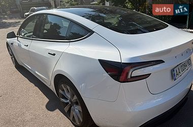 Седан Tesla Model 3 2025 в Києві