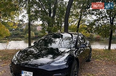 Седан Tesla Model 3 2018 в Сумах
