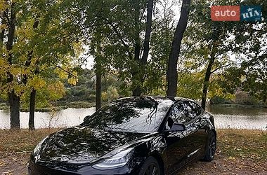 Седан Tesla Model 3 2018 в Сумах