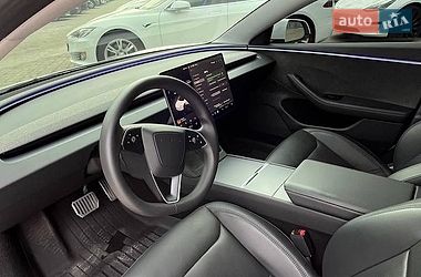 Седан Tesla Model 3 2023 в Днепре
