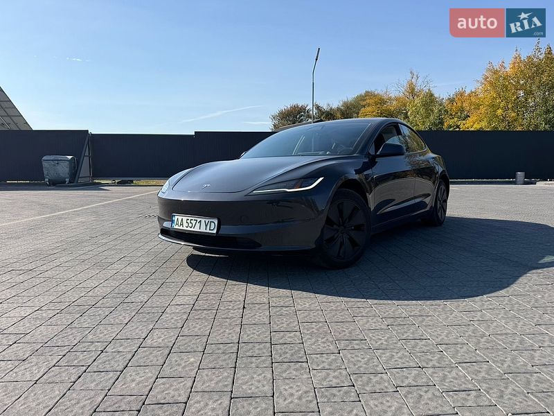 Седан Tesla Model 3 2024 в Львове Седан Tesla Model 3 2024 в Львове