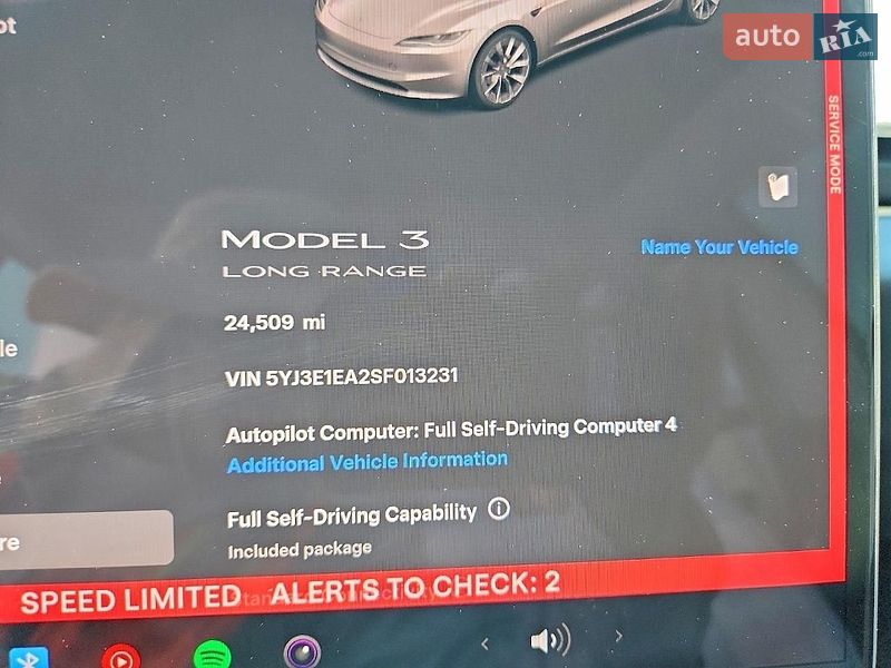 Седан Tesla Model 3 2025 в Тернополі