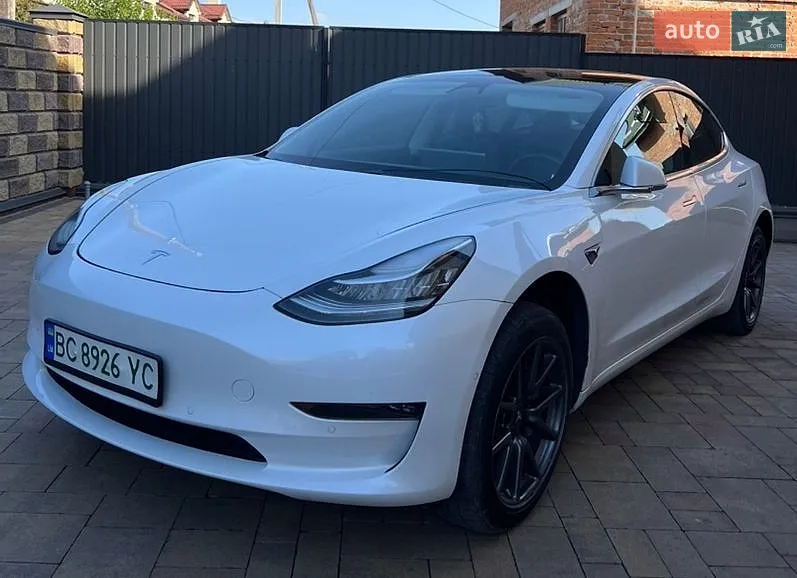 Tesla Model 3
