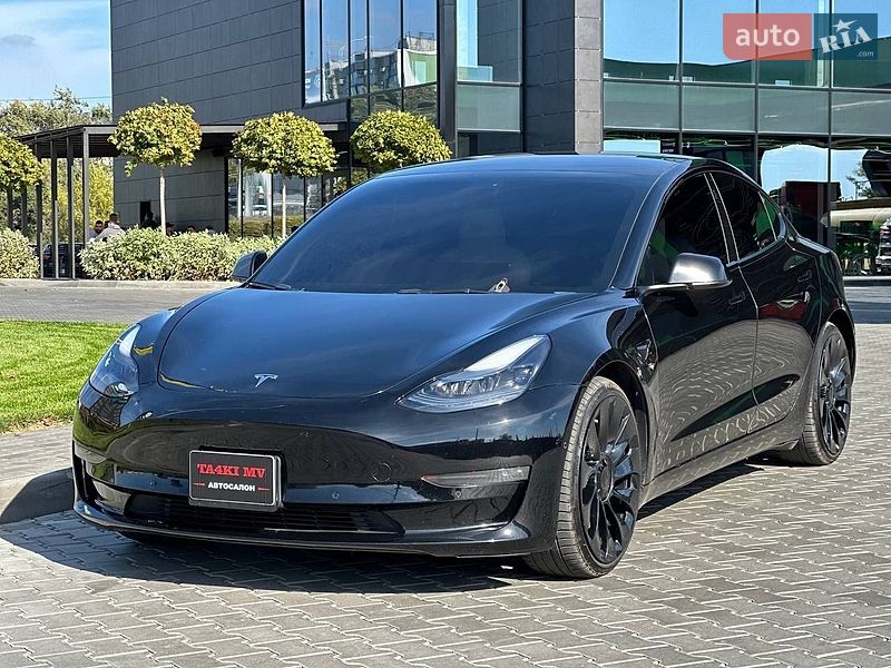 Tesla Model 3 2021