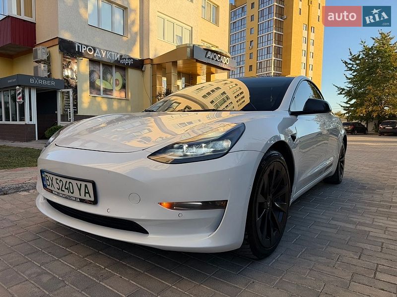 Седан Tesla Model 3 2021 в Кам'янець-Подільському