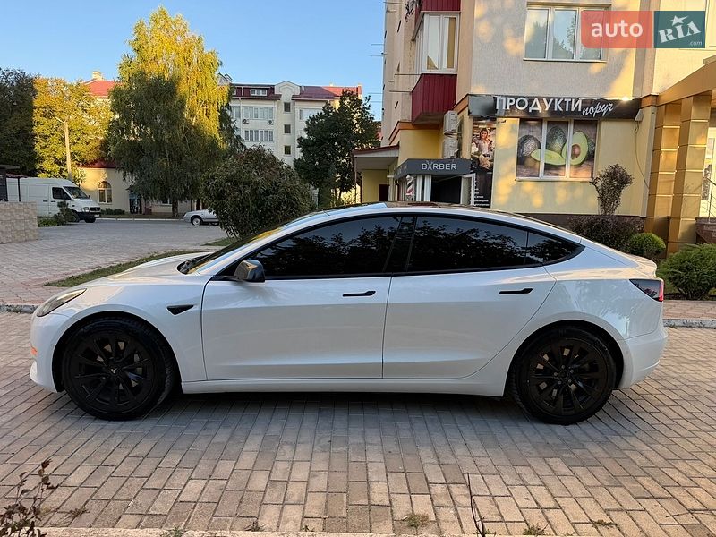 Седан Tesla Model 3 2021 в Кам'янець-Подільському