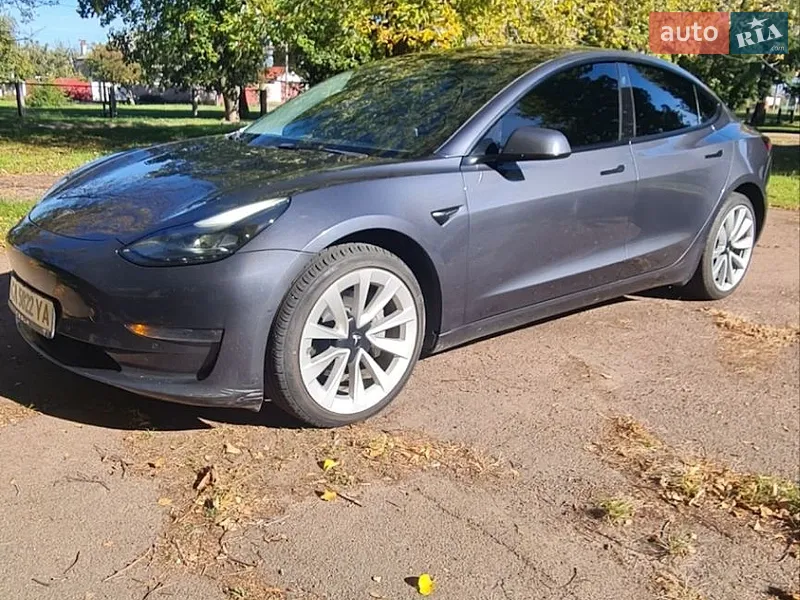 Tesla Model 3