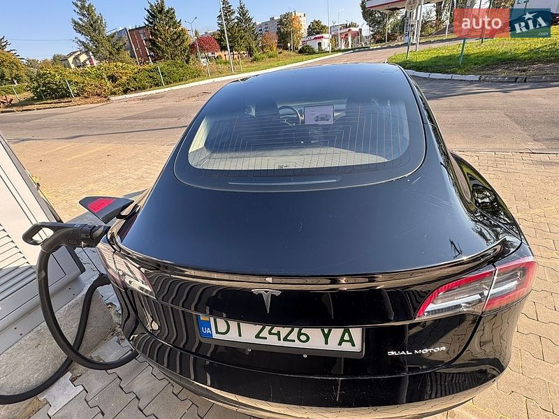 Седан Tesla Model 3 2018 в Харькове
