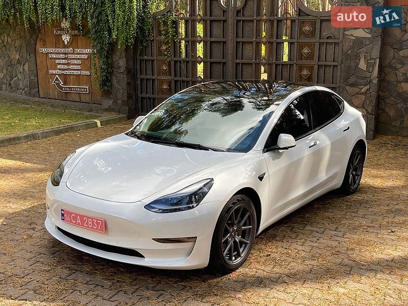 Tesla Model 3 2022 Tesla Model 3 2022