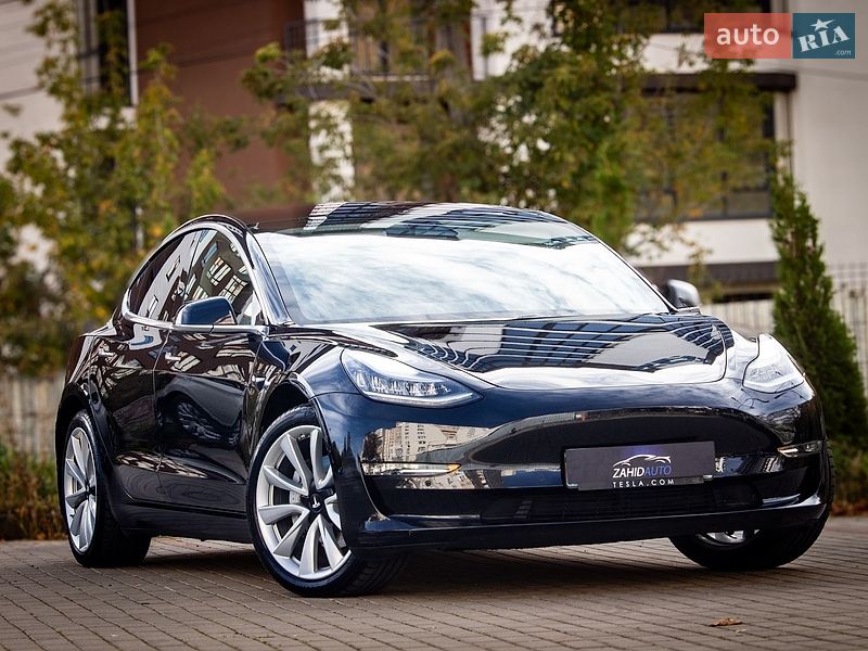 Tesla Model 3 2018