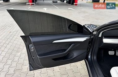 Седан Tesla Model 3 2022 в Кривому Розі