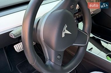 Седан Tesla Model 3 2019 в Одесі