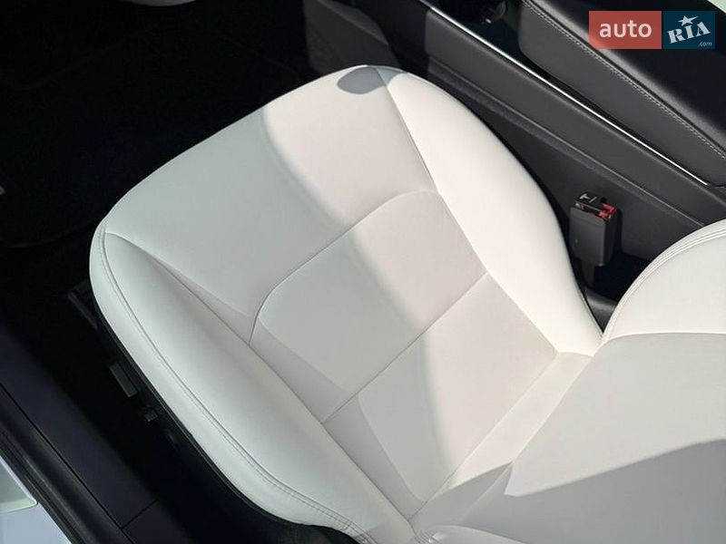 Седан Tesla Model 3 2019 в Одесі