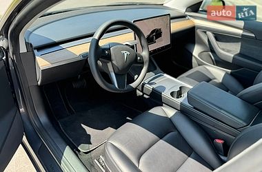 Седан Tesla Model 3 2022 в Виннице