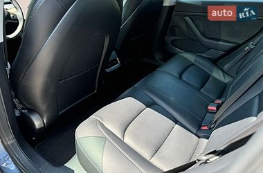 Седан Tesla Model 3 2022 в Виннице