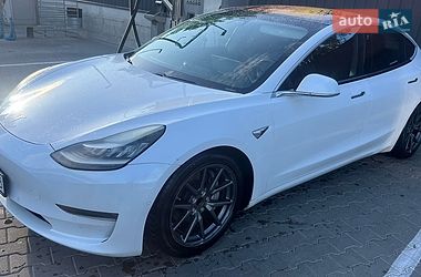 Седан Tesla Model 3 2018 в Луцьку