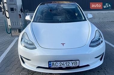 Седан Tesla Model 3 2018 в Луцьку