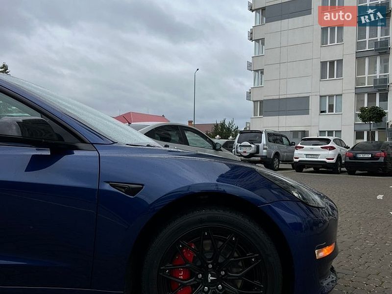 Седан Tesla Model 3 2022 в Одесі