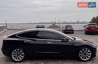 Седан Tesla Model 3 2019 в Лубнах