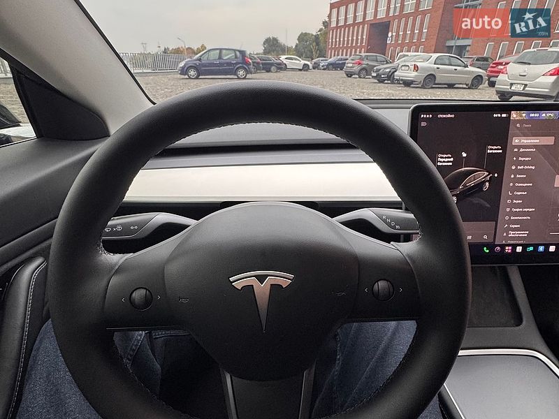 Седан Tesla Model 3 2019 в Лубнах